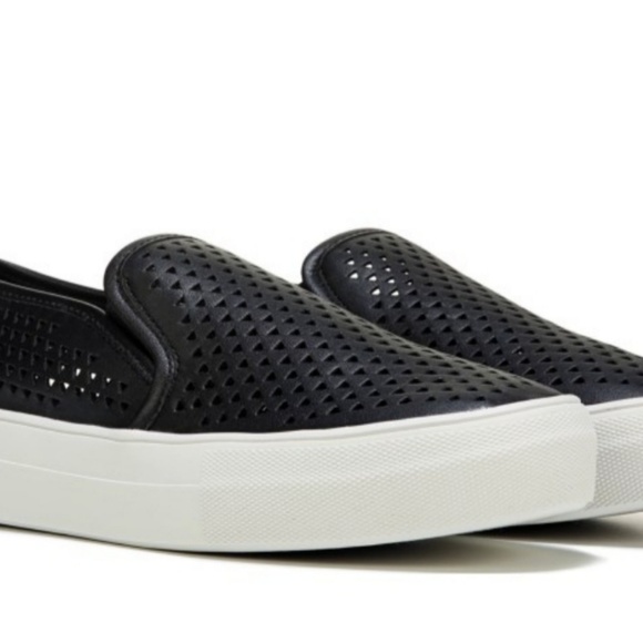 Steve Madden Gal-P Slip On Sneakers - Picture 1 of 4
